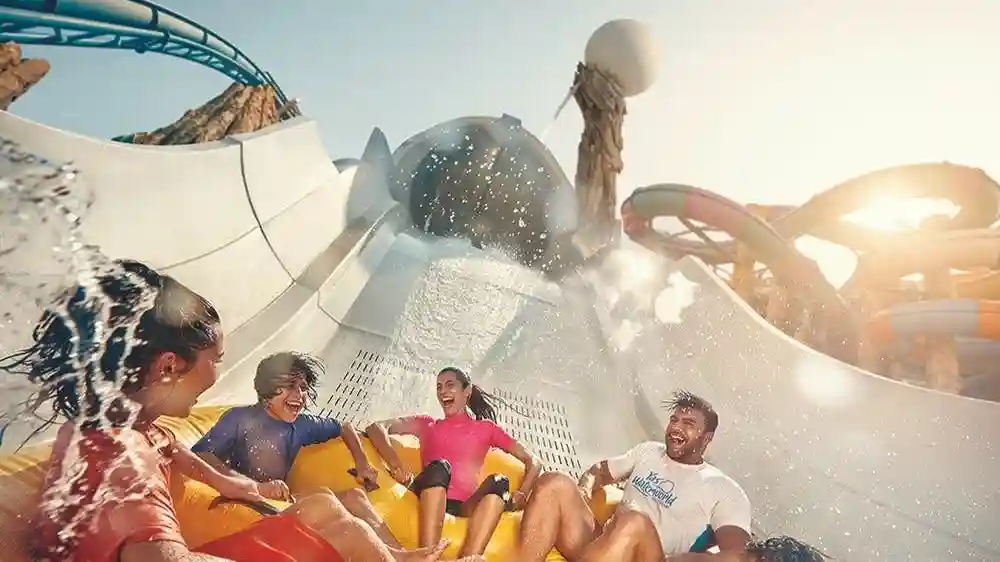 Yas Island: Bilhete para 4 parques