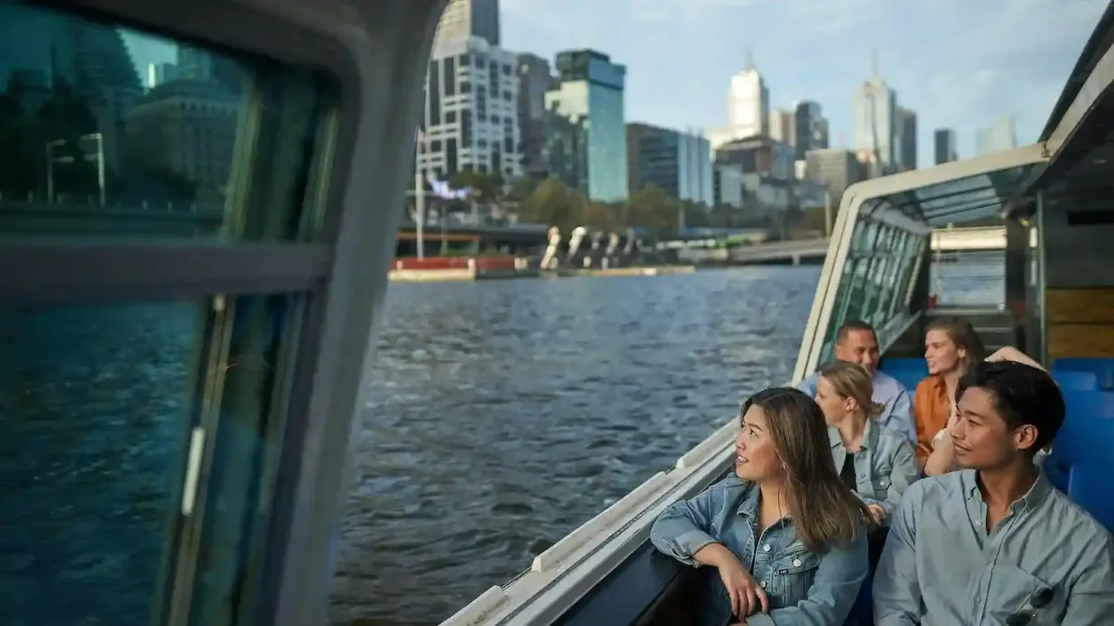 Melbourne: City Highlights Bootstour