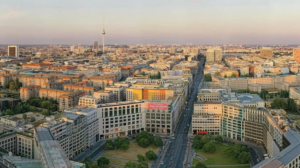 Panoramapunkt Berlin: VIP Admission with Coffee & Cake Provided by Panorama Punkt GmbH