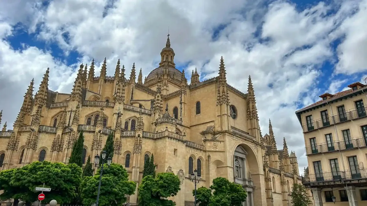 Toledo, Segovia and Avila: Day Trip from Madrid Provided by Amigo Group Europa S.L