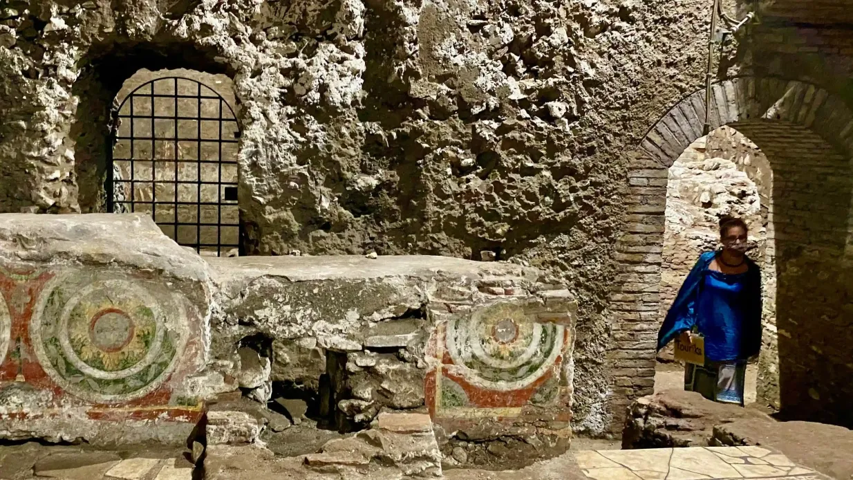 Rome Trastevere : Visite souterraine à pied Fournie par Ande Srl