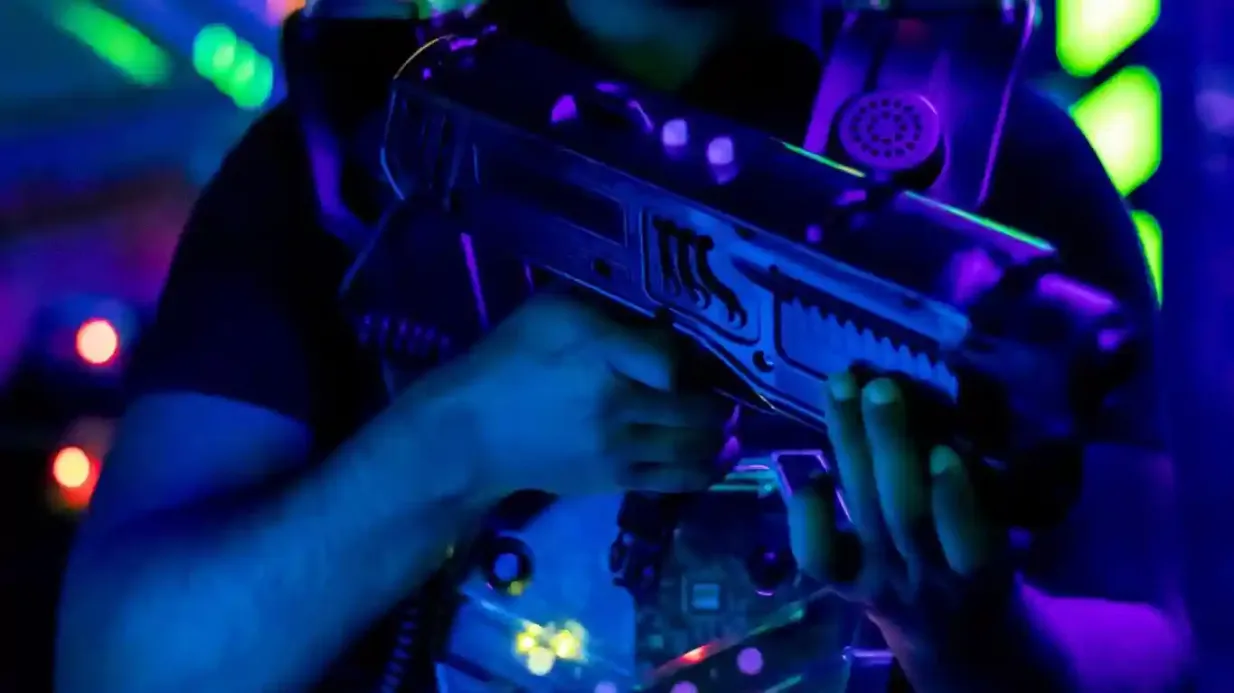Aloha Amesterdão: Laser Tag Organizado por ALOHA | Powerzone BV