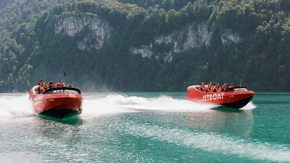 Jetboat Interlaken: Im Sommer Bereitgestellt von Outdoor Interlaken AG