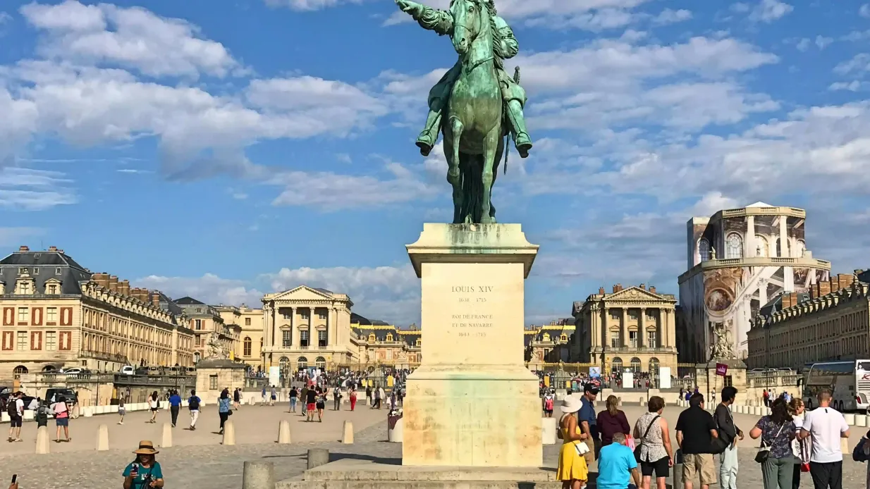 Palacio de Versalles y Jardines: Visita guiada + Transporte Operado por Paris'Trip