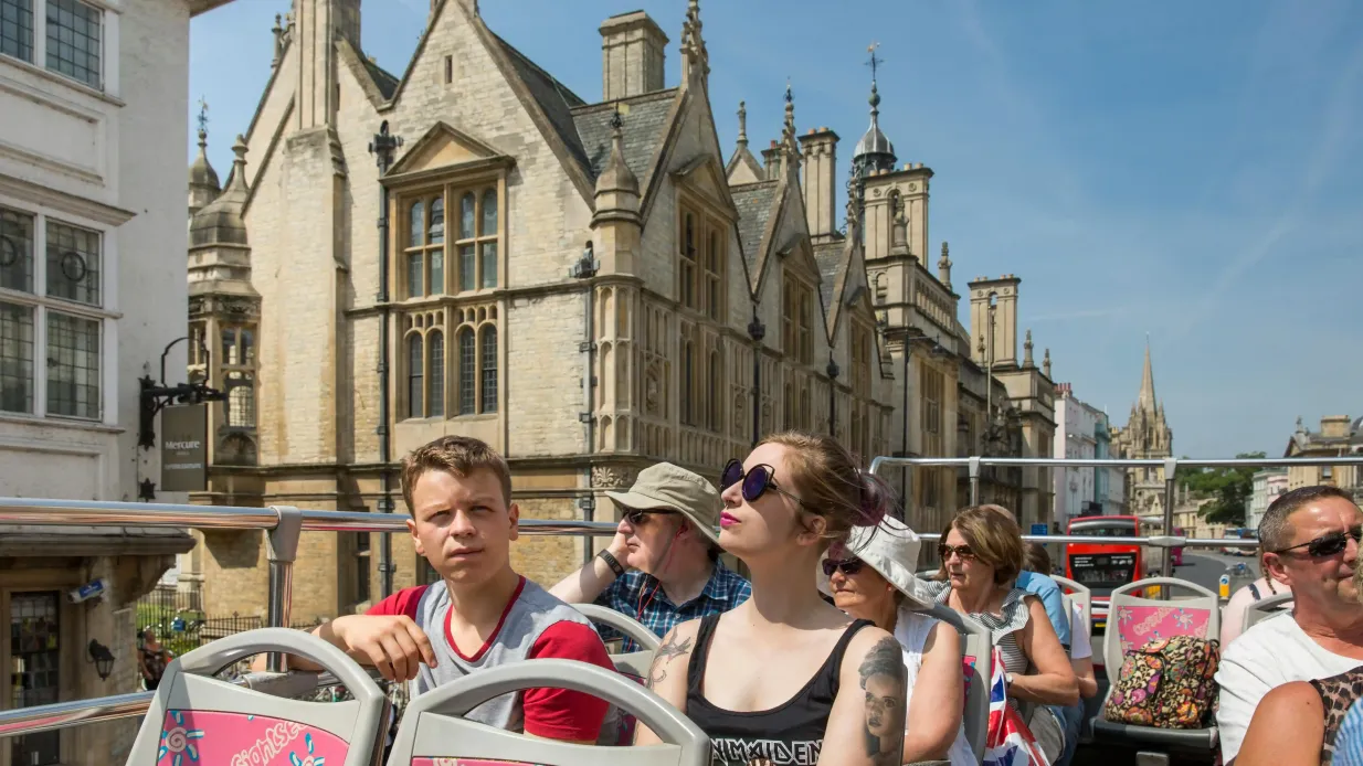 Bus hop-on hop-off Oxford 24H ou 48H Fournie par City Sightseeing LTD