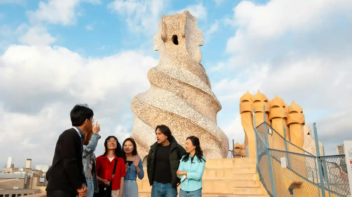Barcelona: Führung zu 3 Gaudí-Häusern