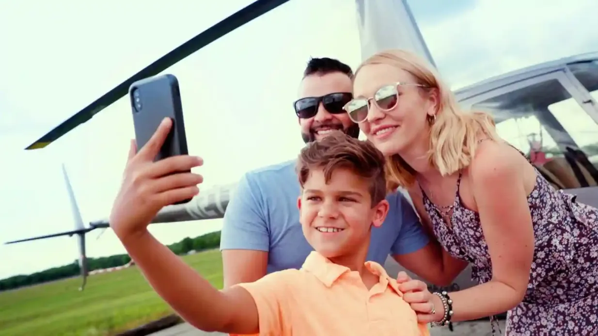 Orlando: Excursión privada de un día en helicóptero de 16 millas sobre el lugar de diversión de Kissimmee Operado por MaxFlight Helicopter Services