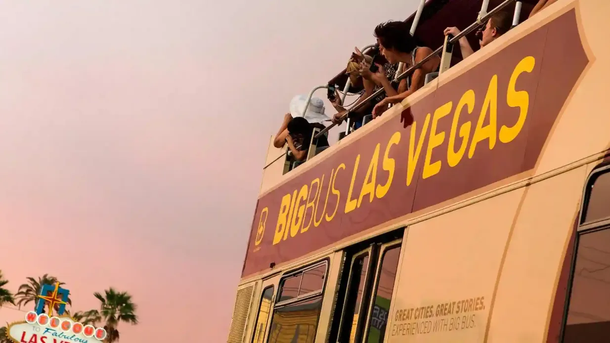 Big Bus Las Vegas: Hop-on Hop-off Bus Tour Bereitgestellt von Big Bus USA