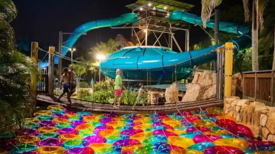 AquaGlow Adventure Island Tampa Bay: Evento After Hours