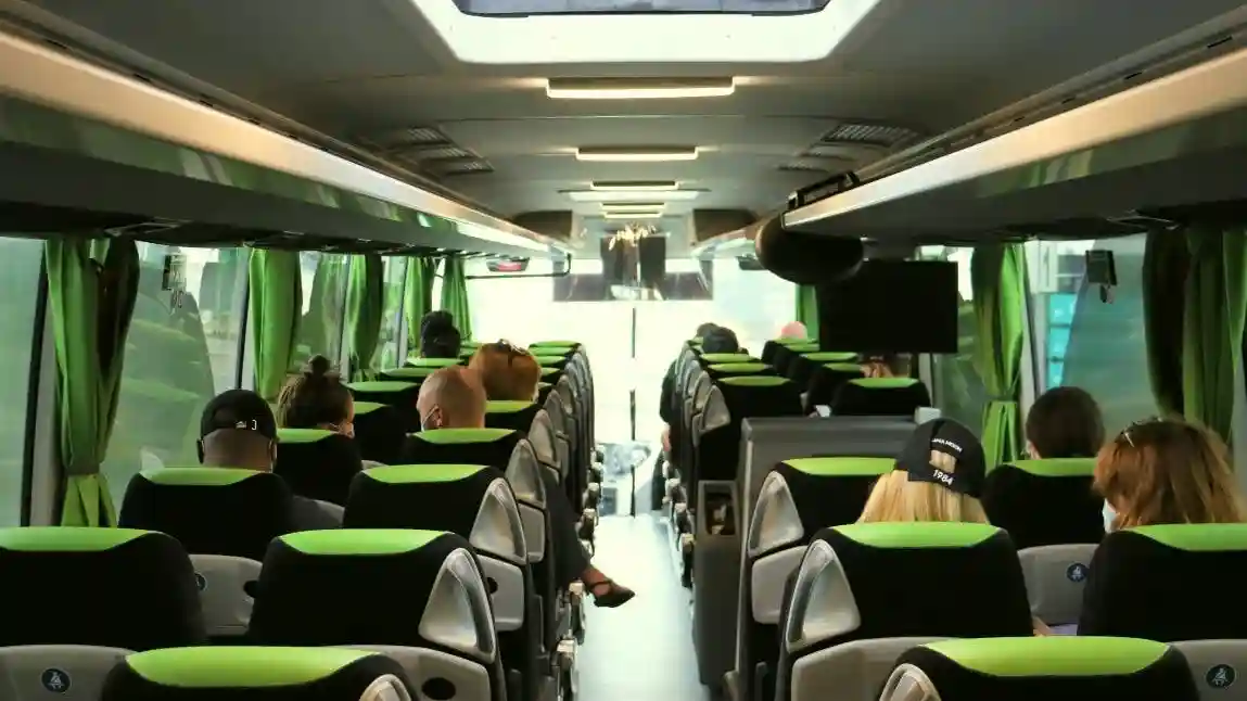 Linate Airport: One-Way Transfer to Milan Central Train Station Provided by Distribusion Technologies GmbH (EUR)