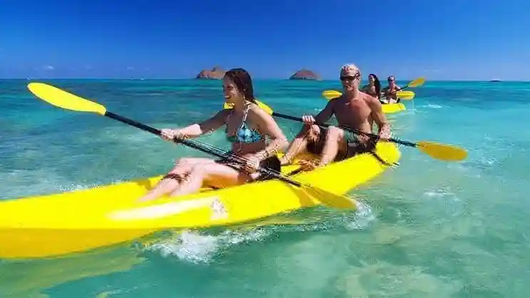 Alquiler de kayaks Operado por Fareharbor Marketplace USD