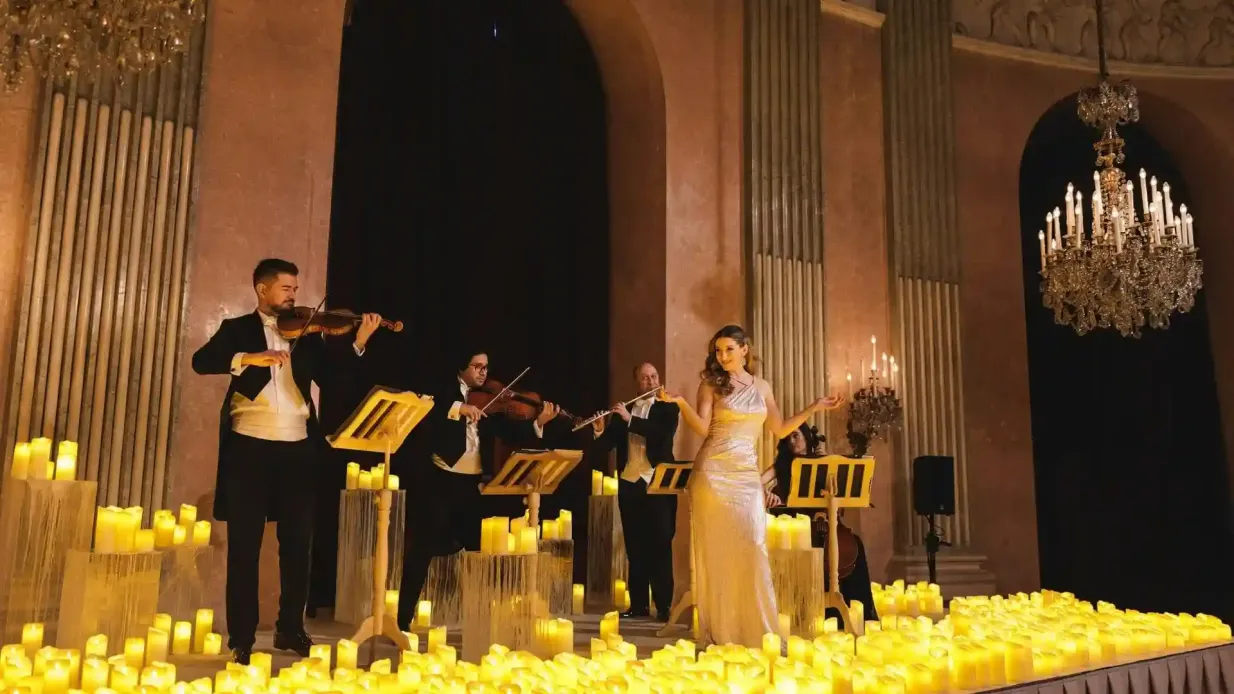 Palais Auersperg: Palais of Lights - Candlelight Concert