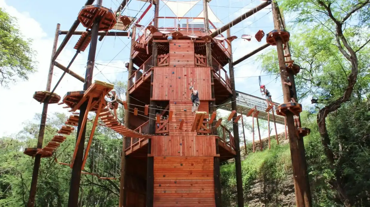 Parc d'aventure Coral Crater : Parcours d'aventure Fournie par Coral Crater Adventure Park