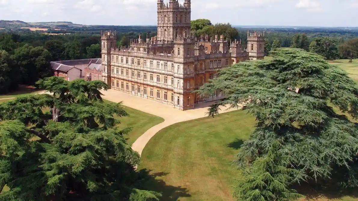 Bampton: Tour guidato dei luoghi delle riprese di Downton Abbey + ingresso al castello di Highclere