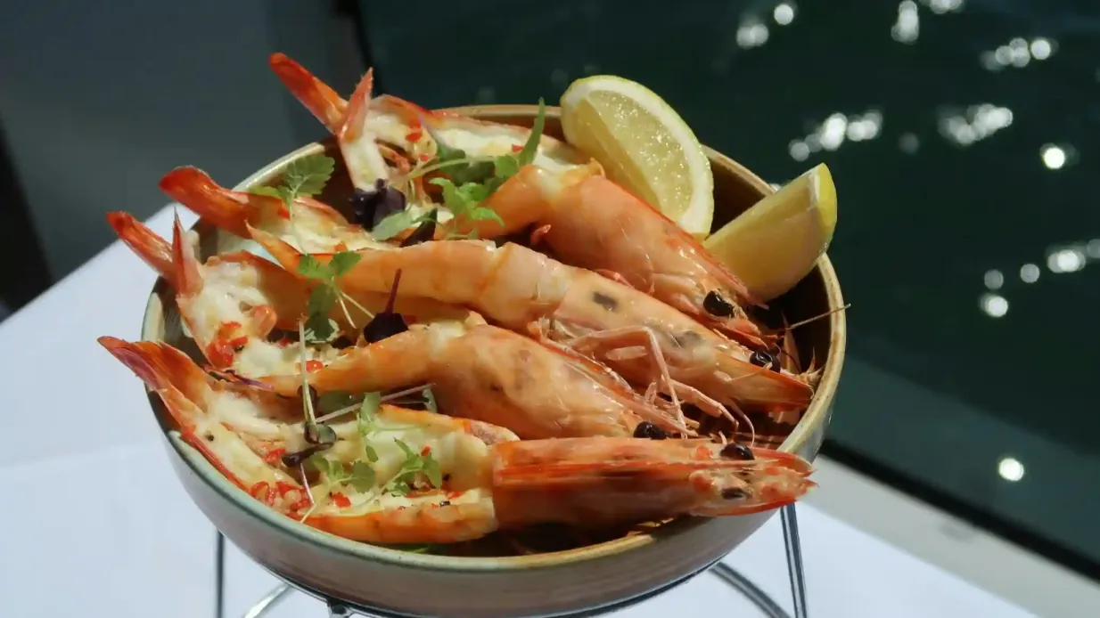 Sydney: Clearview Glass Boat Bootstour mit Abendessen + Wein