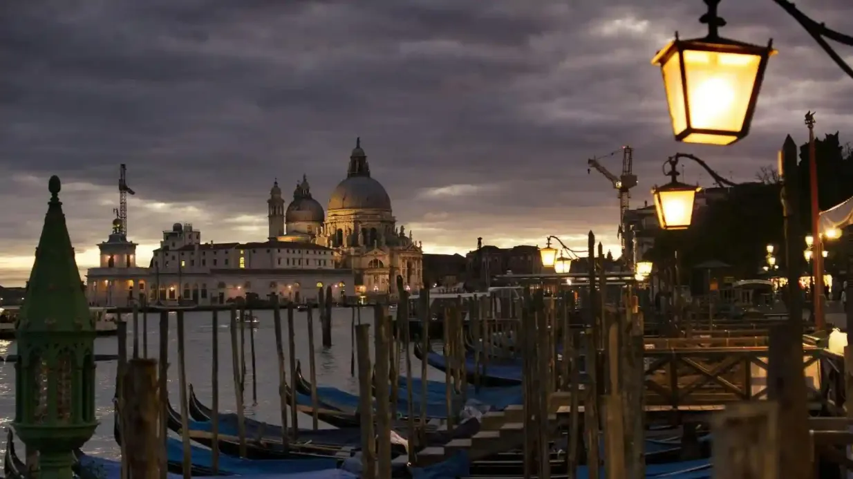 Venezia: Tour in barca + bicchiere di prosecco