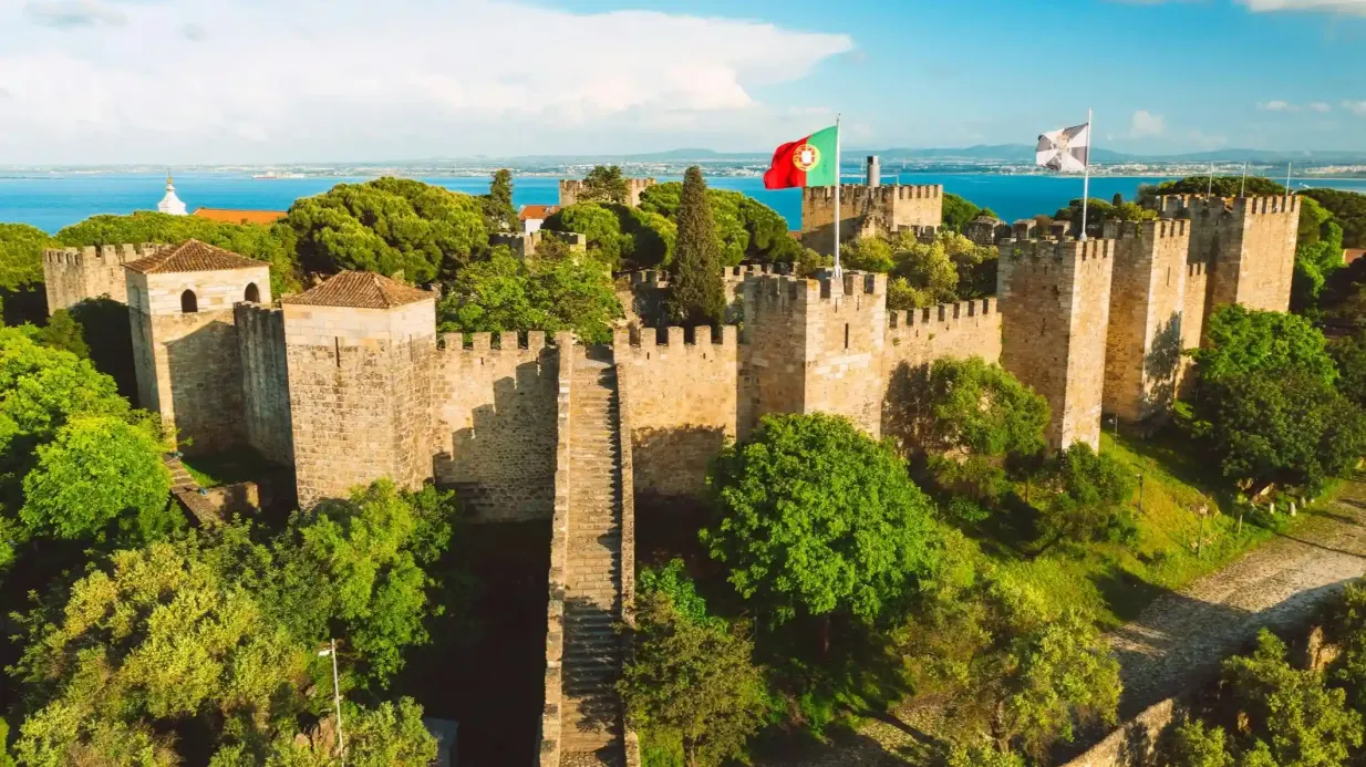 Burg São Jorge: Eintrittskarte + Express-Audioguide Bereitgestellt von Clio Muse S.A.