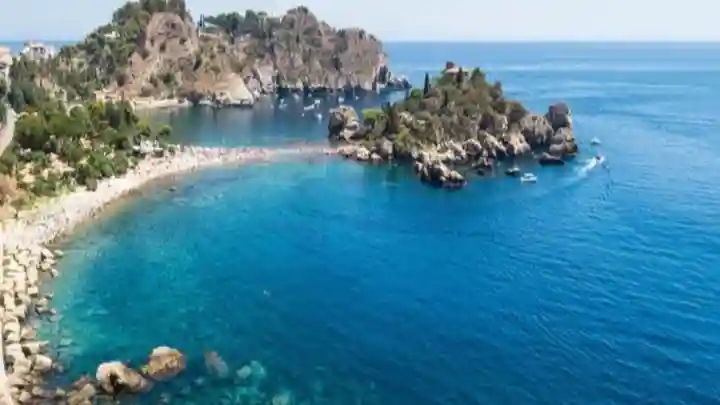 Isola Bella: Excursión guiada en barco + Pasteles y bebidas