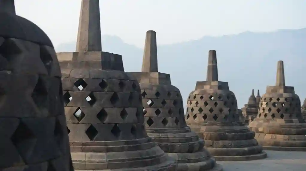 Temple de Borobudur : Billet d'entrée Fournie par Tiqets International B.V.