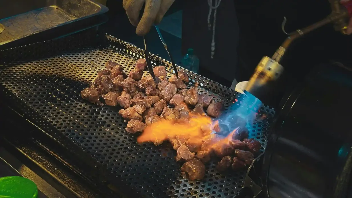 Mercado Kuromon, Sennichimae e Dotonbori: Visita guiada à gastronomia