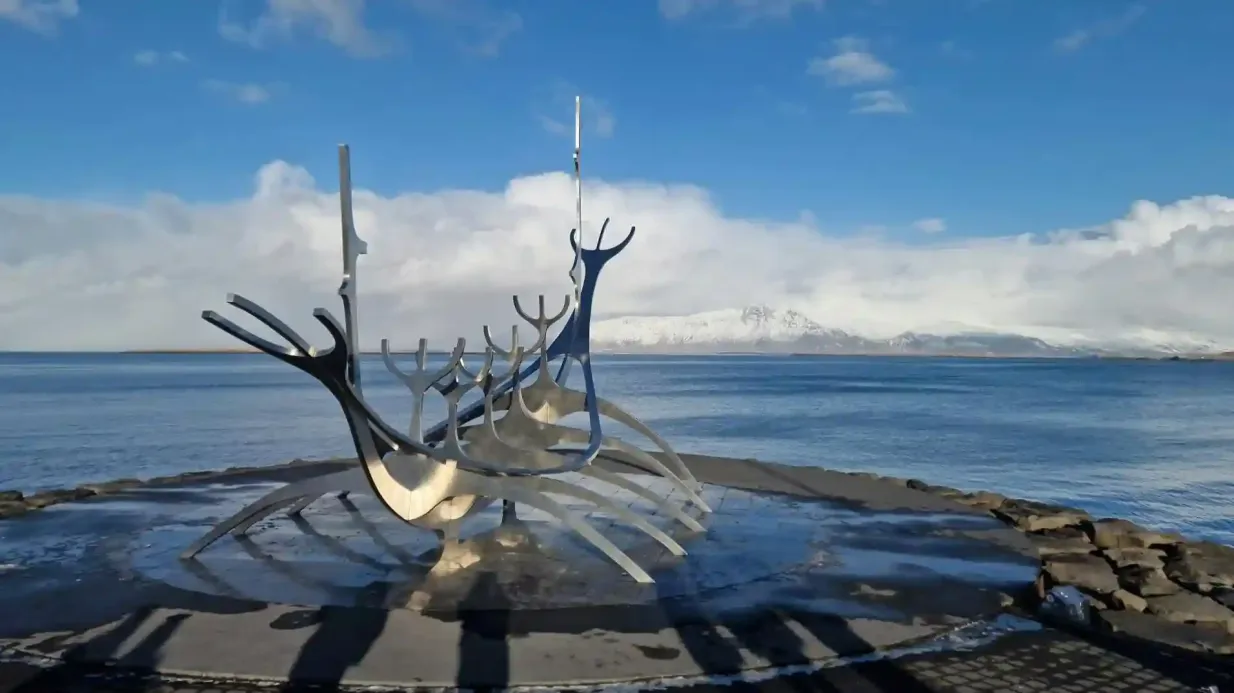 Reykjavik: Trasferimento privato da Sky Lagoon all'aeroporto internazionale di Keflavik Fornito da B2cute Transfer