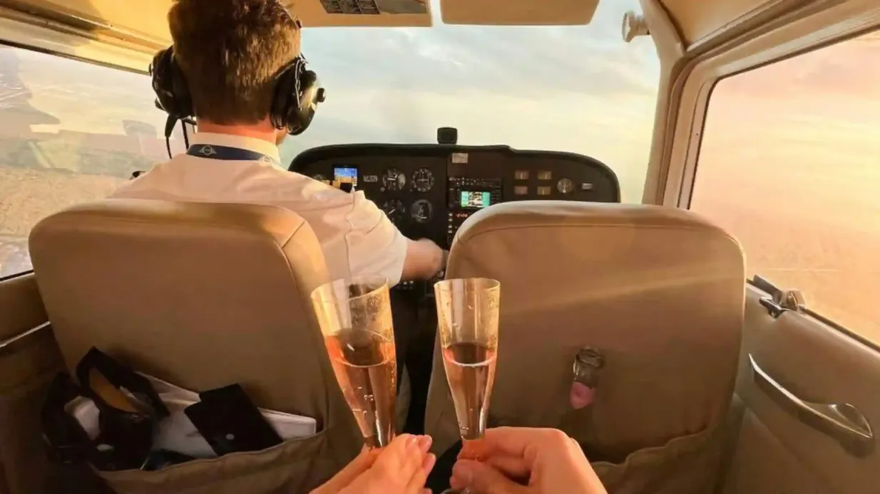 Miami: Passeio Privado de Avião ao Pôr-do-Sol + Bebidas