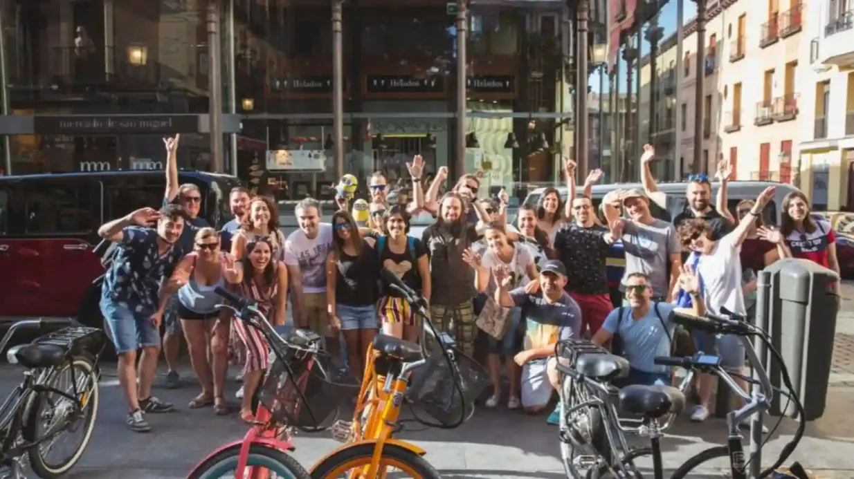 Madrid: Passeio guiado de bicicleta eléctrica Organizado por Wonder Tours S.L.