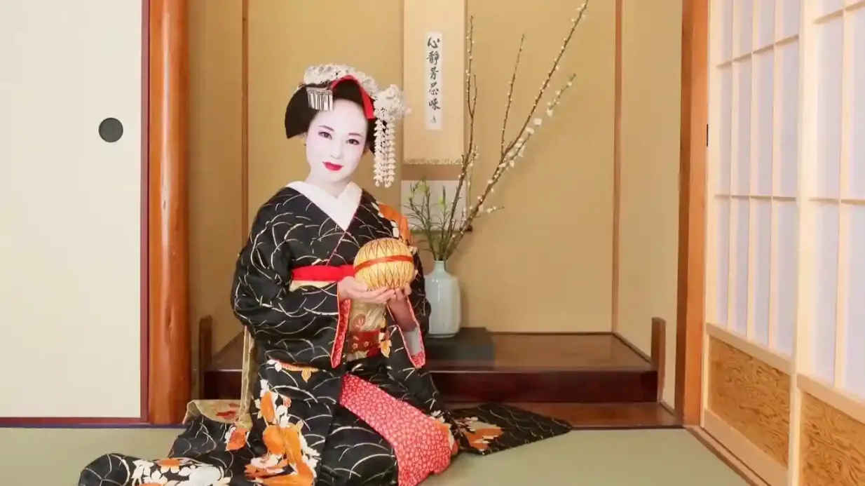 Kyoto: Esperienza di makeover e servizio fotografico Maiko