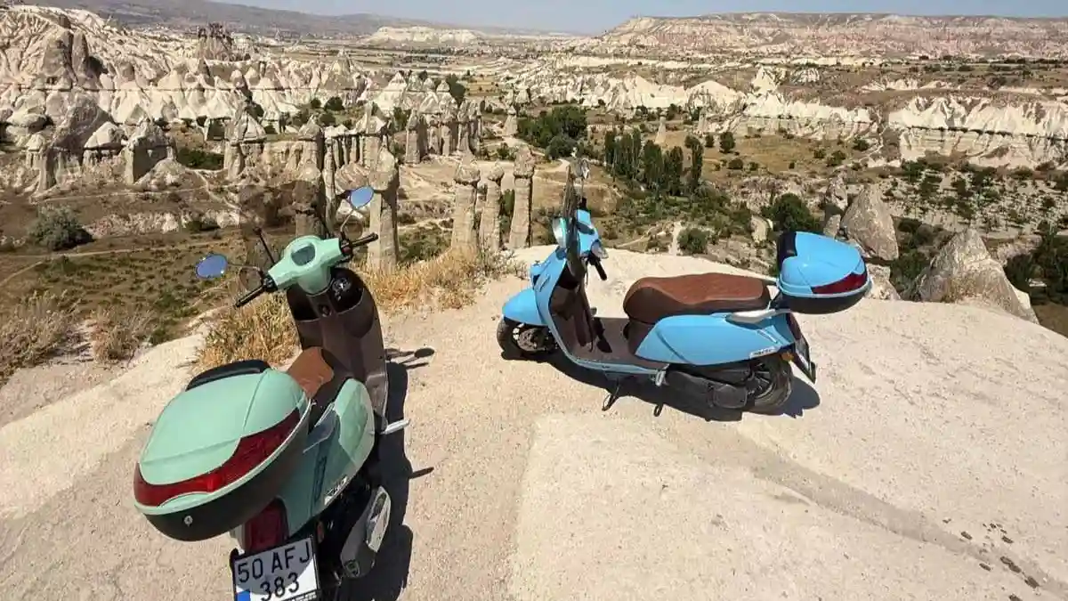 Capadocia: Alquiler de scooters de día completo Operado por Cappadocia Life Travel