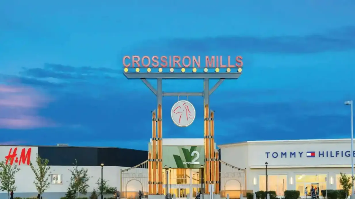 Horseshoe Canyon: Guided Day Tour from Calgary + Royal Tyrrell Museum Entry Provided by Westar Travel