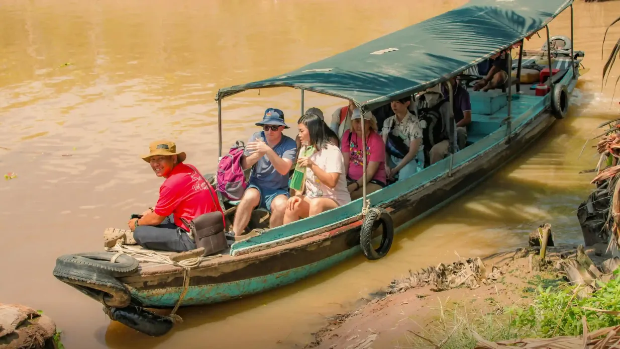 Tunnel di Cu Chi e Delta del Mekong: Tour guidato di una giornata intera da Ho Chi Minh