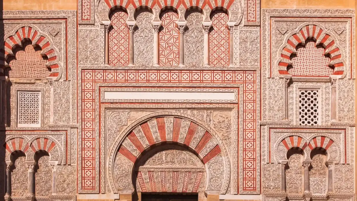 Córdoba: Excursión autoguiada a pie a la Búsqueda del tesoro y Lugares de Interés
