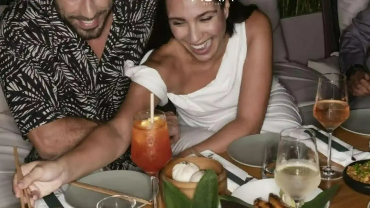 AURA SKYPOOL Dubai: 2-Stunden-Bubbly-Nächte Bereitgestellt von priohub