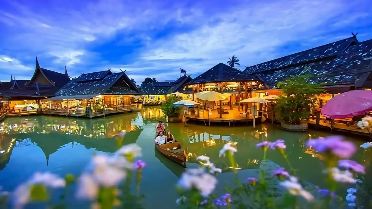 Mercado Flotante de Pattaya: Entrada Operado por Tiqets International B.V.