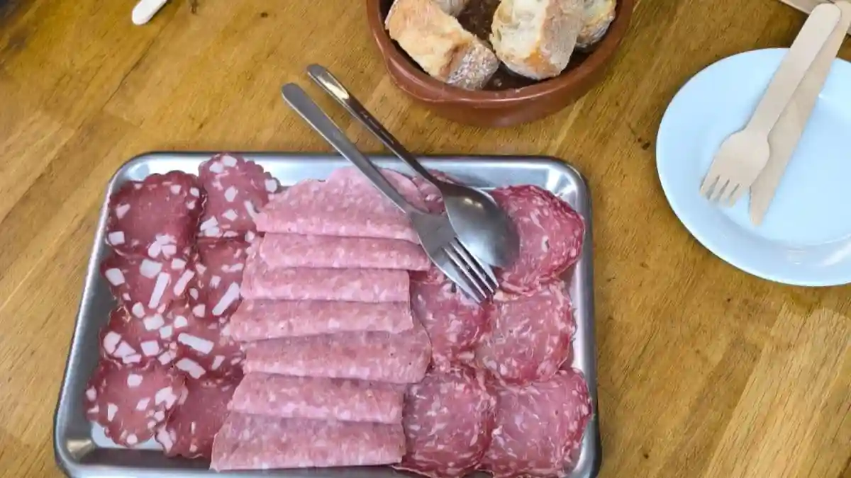 Lyon : Visite guidée de la gastronomie au coucher du soleil Fournie par Do Eat Better