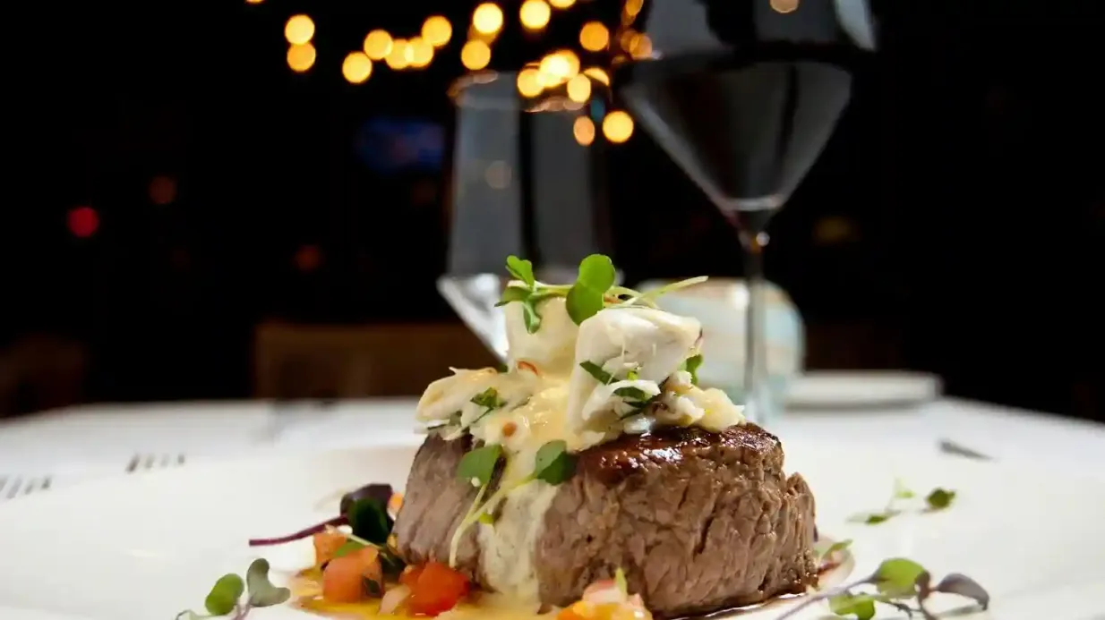 Mirage Theater: Burlesque Dinner Club