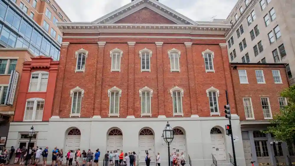 Washington DC: Excursión al Asesinato de Lincoln + Entrada al Teatro Fords y a la Casa Petersen Operado por Unscripted DC