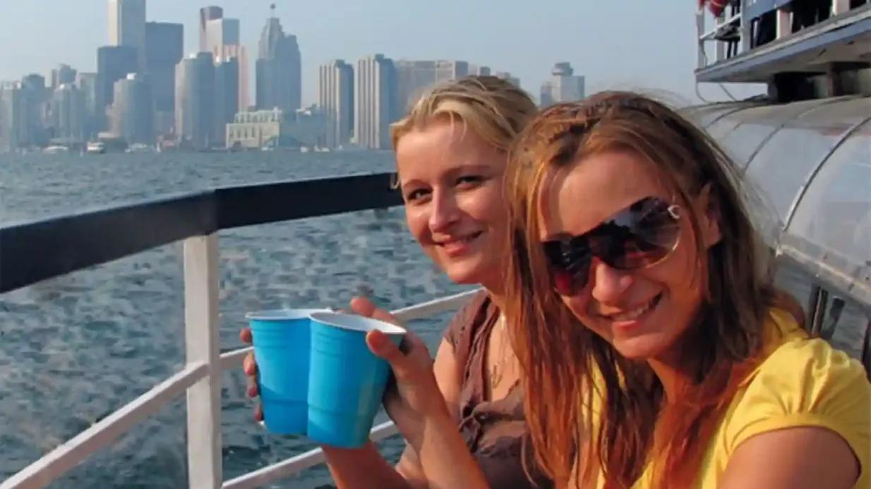 Toronto: Guided Harbour & Islands Cruise + Drink Provided by City Sightseeing Toronto (Urban Inc)