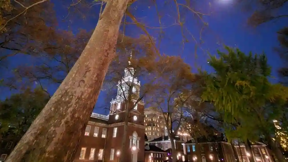 Filadelfia: Tour guidato notturno di Dark Philly (solo per adulti)