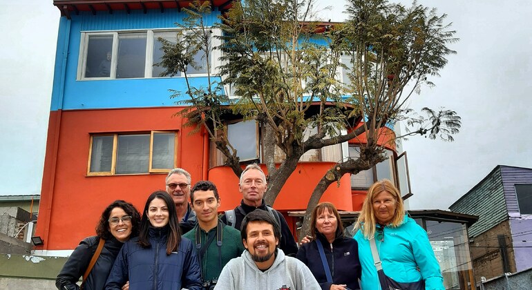 Free Walking Tour: The Art of Valparaiso Provided by Cerro 47 tours