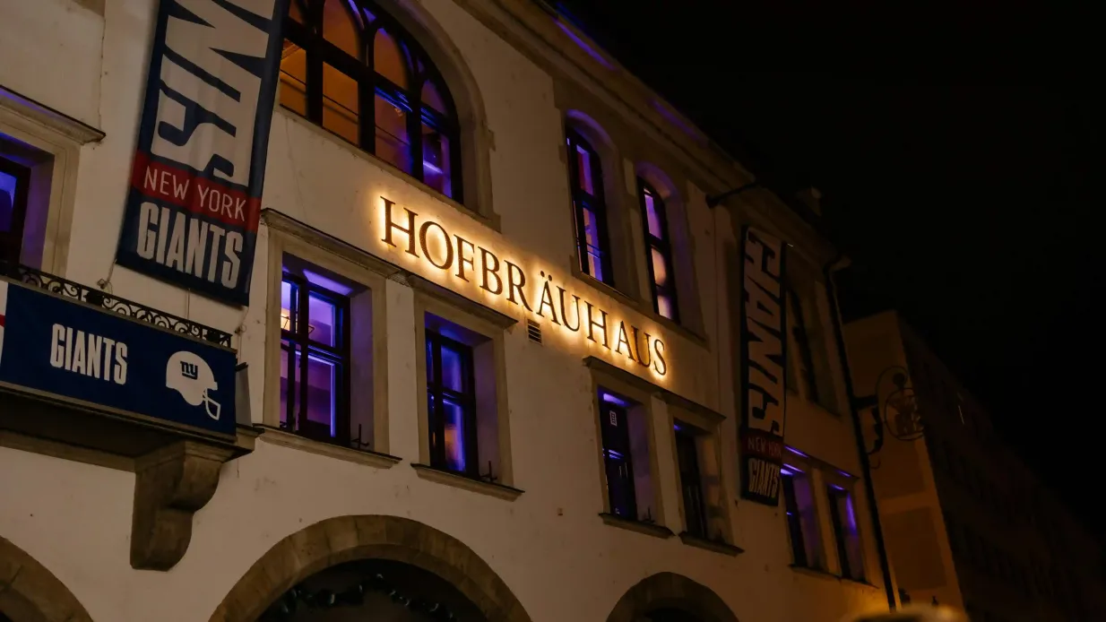 Munich Old Town: 2.5-Hr Guided Walking Tour + Beer Tasting