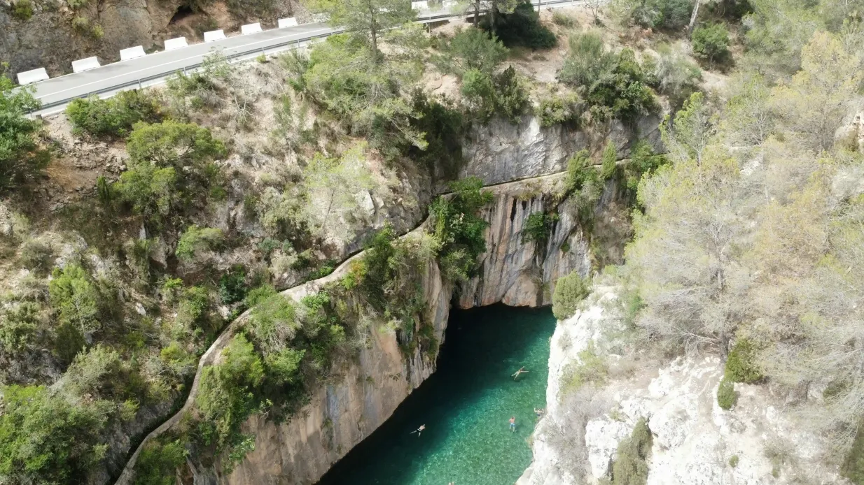 Termas de Montanejos y Cascada del Salto de la Novia: Excursión de un día desde Valencia