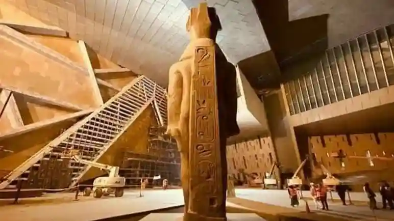 Grand Egyptian Museum: Guided Tour + Transfers