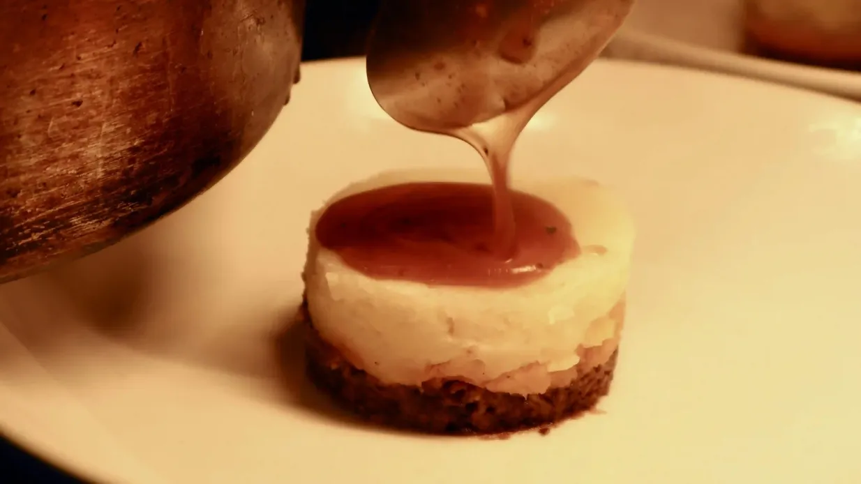 Edimburgo: Tour guidato del cibo Fornito da Essor Ltd -  Secret Food Tours