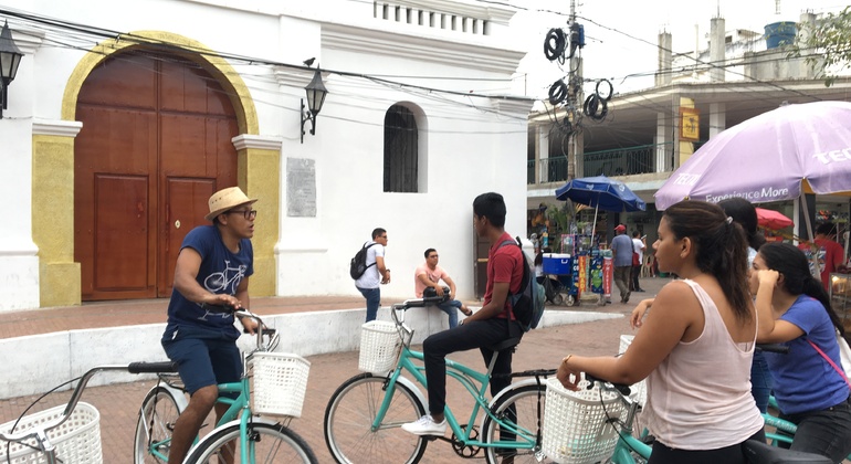 Kulturelle Fahrradtour mit lokalem Kaffee und Saft