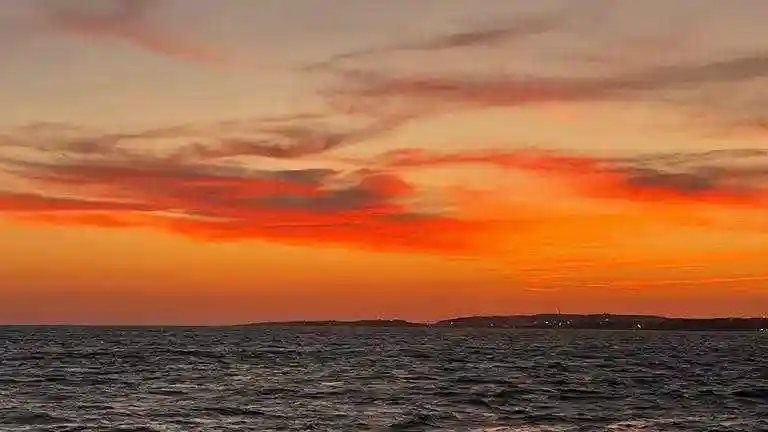 Vilamoura: Guided Sunset Boat Tour