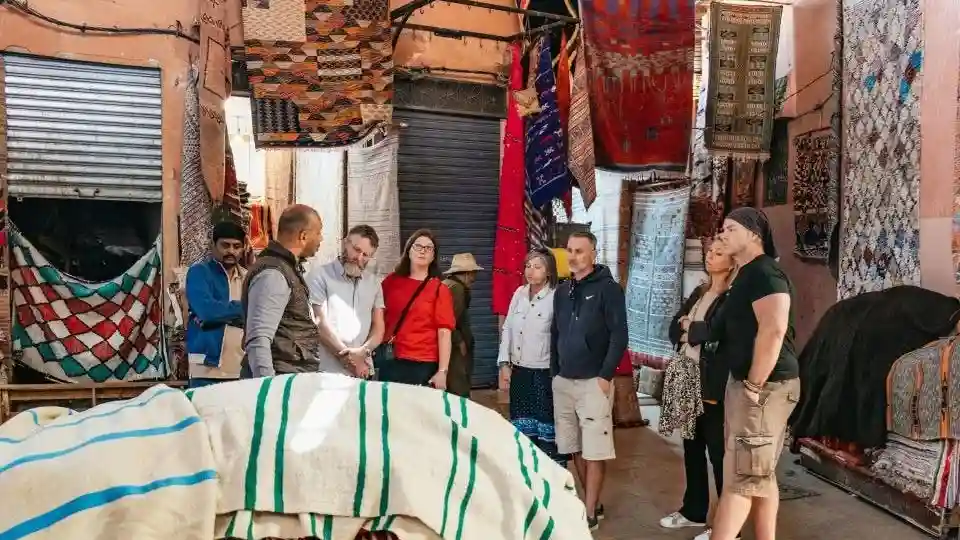 Marrakesch: Medina Souks Geführte Tour zu Fuß Bereitgestellt von Marrakech Guided Experience