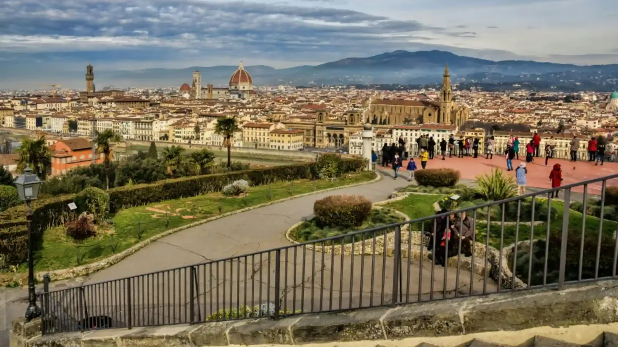 Florenz: Geführte E-Bike Tour + Besuch des Piazzale Michelangelo + Überraschungsverkostung