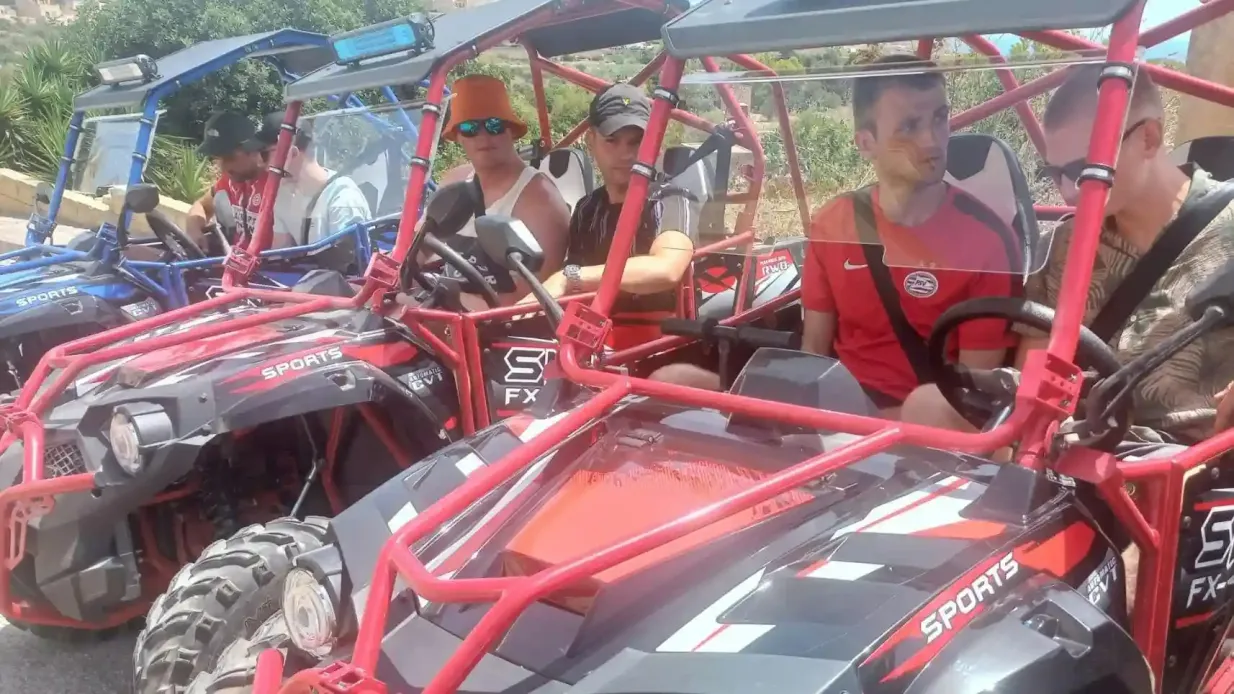 Gozo: Tour guidato di una giornata intera in buggy + pranzo + trasferimenti Fornito da Gozo Pride Tours