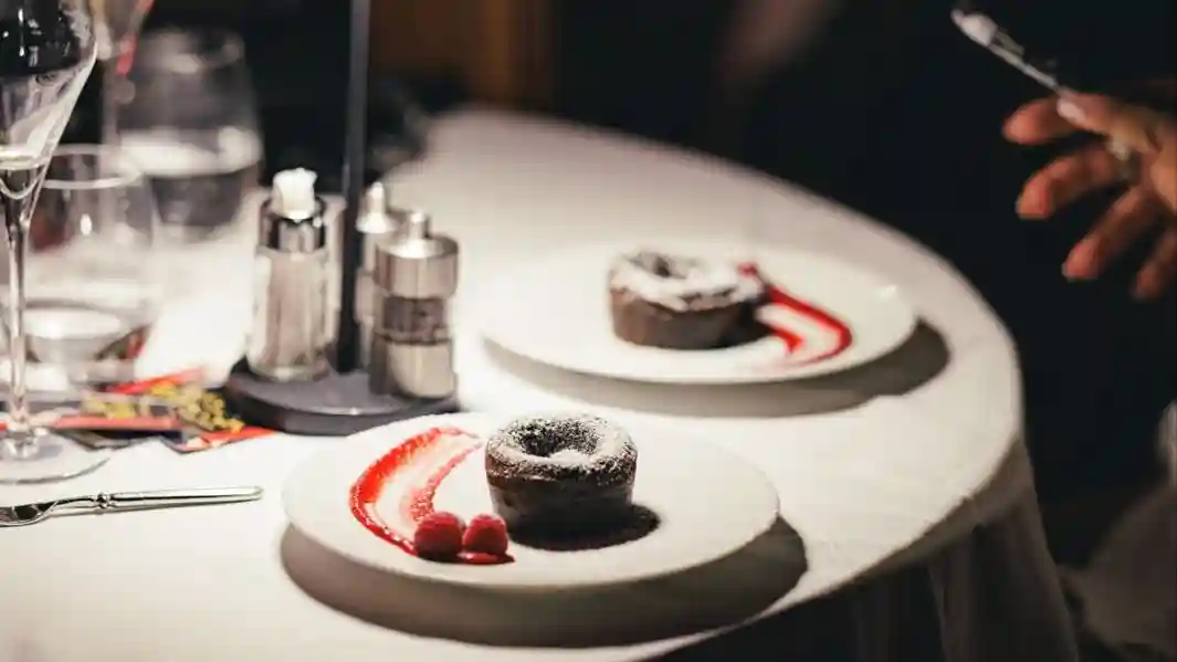 Mirage Theater: Magic Dinner Show